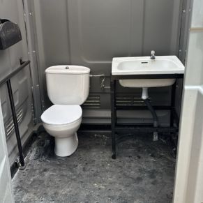 499426448_17898298296228117_785698309778226740_n