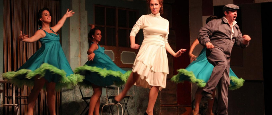 Post de Instagram en Beige de estilo Vintage con foto sobre San Isidro (1)